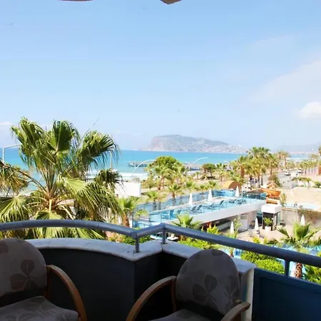 Semt Luna Отель