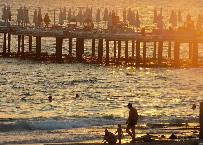 Semt Luna アランヤ