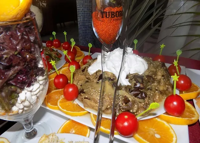 Semt Luna ホテル 2*