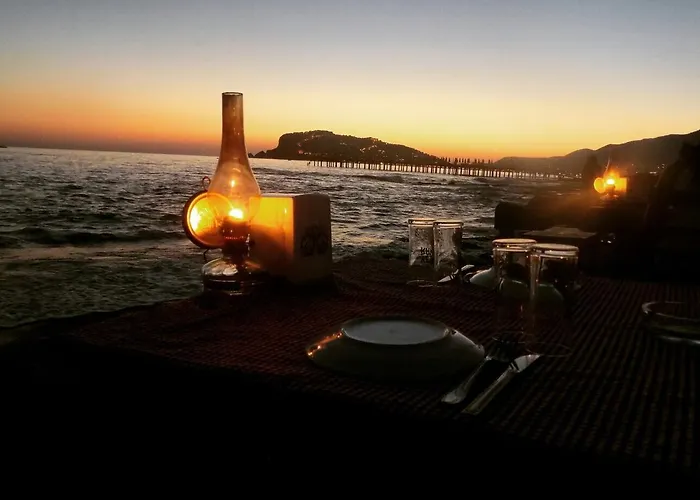 Semt Luna アランヤ