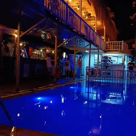 Hotel Semt Luna 2*